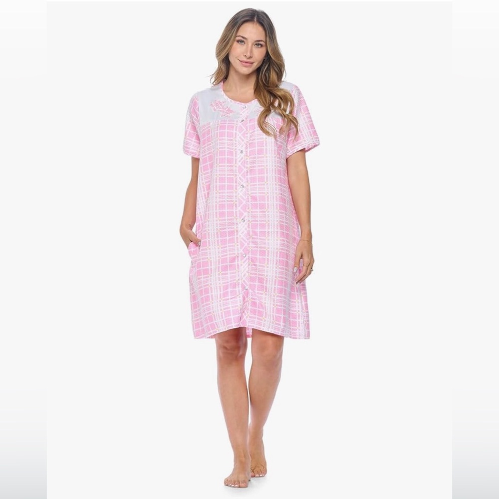 NWT Casual Nights Pink and White Plaid Robe House Dress Size Large